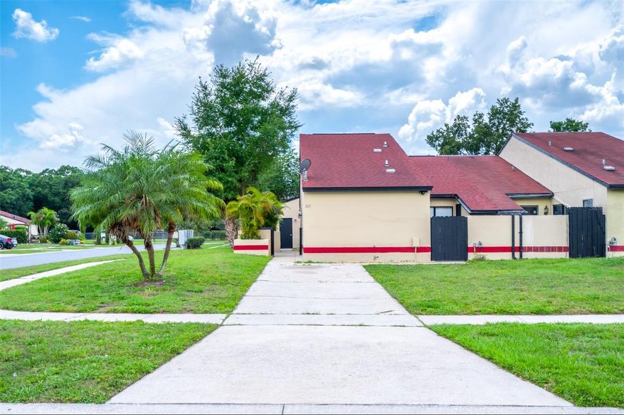 763 Golden Sunshine Cir, Orlando FL, MLS O6032241, sold in 9 days, listing photo by Danny Nguyen